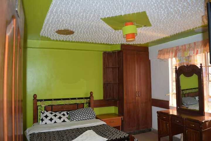 Room 5 of 20