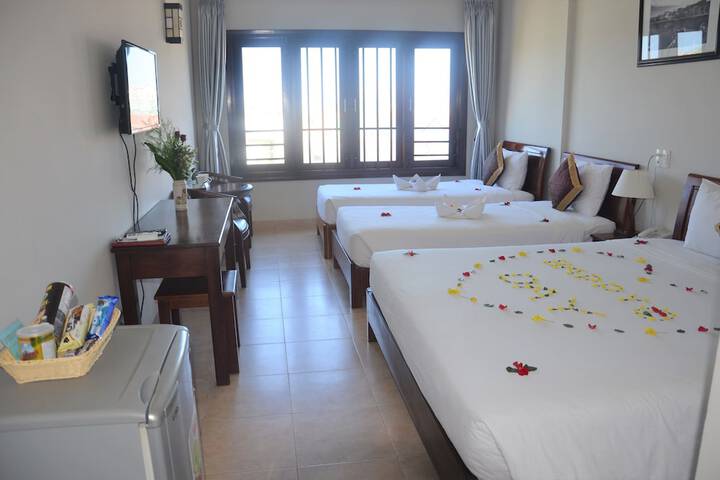 Room 7 of 75