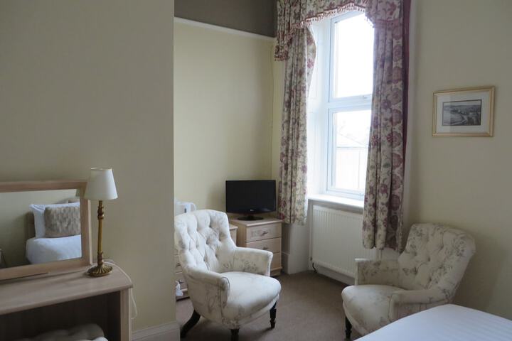 Room 19 of 74