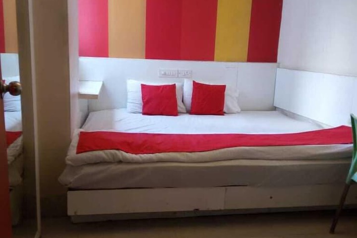 Room 3 of 4
