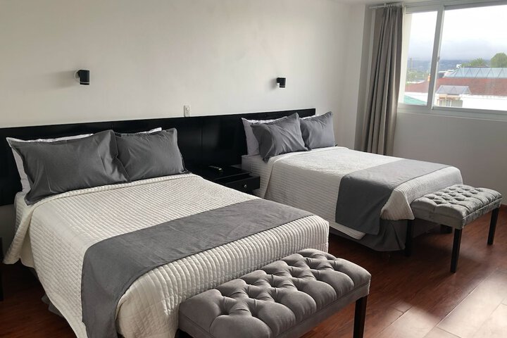 Room 12 of 27