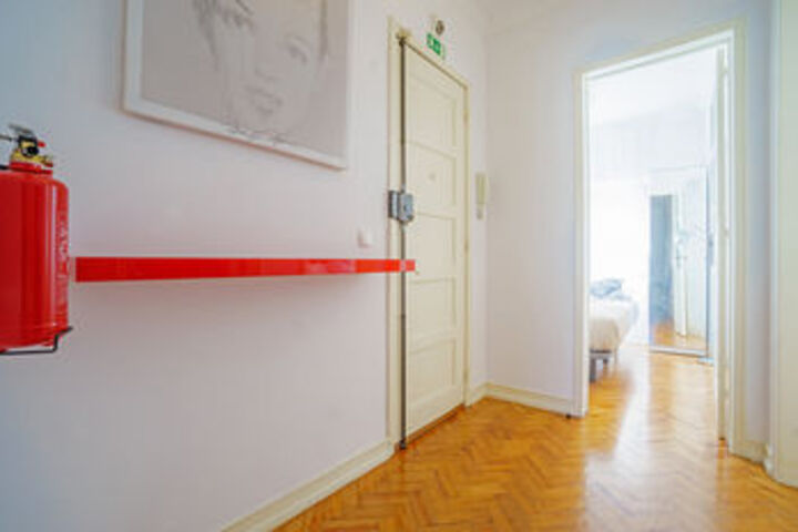 Ballroom/Hall 72 of 147