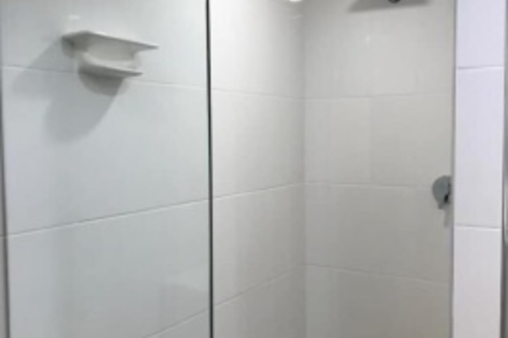 Room 106 of 348