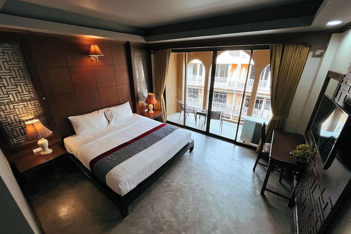 Room 18 of 86