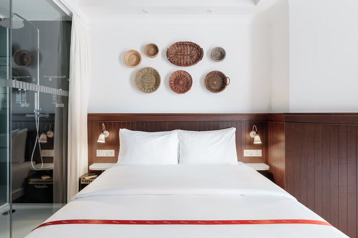 Room 20 of 40