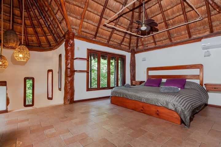 Room 2 of 15