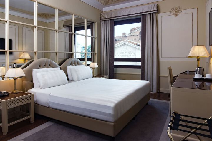 Room 20 of 179