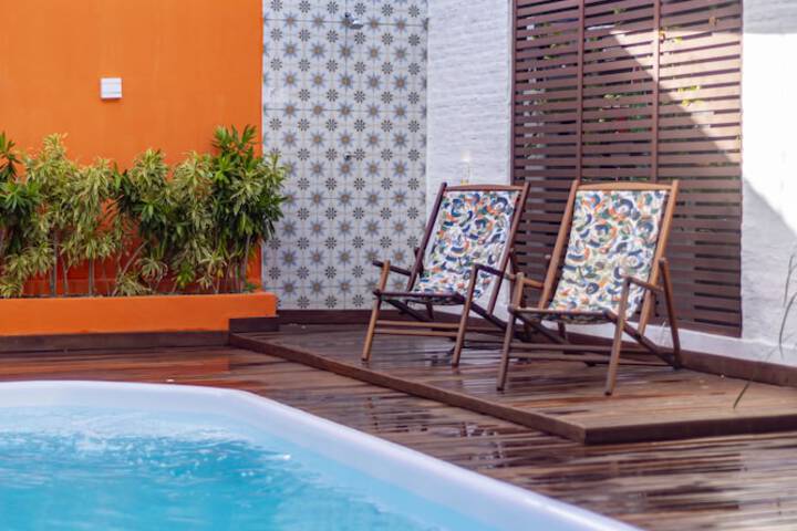Pool 52 of 75