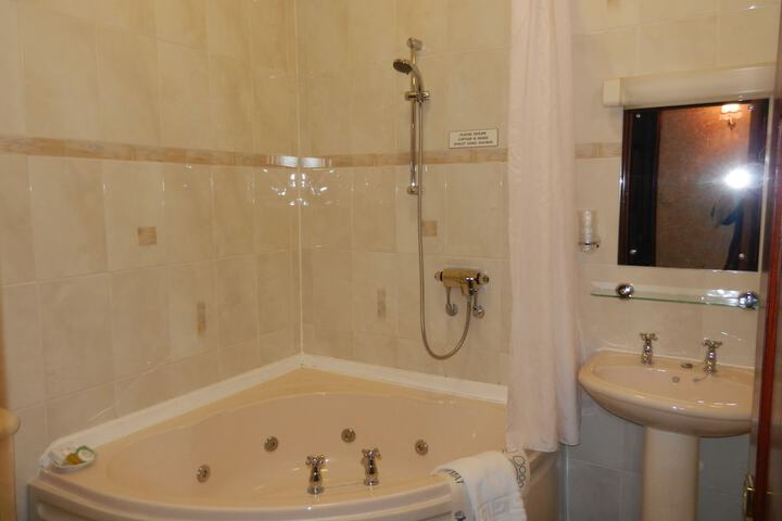 Bath Interior