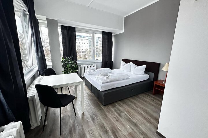 Room 67 of 150