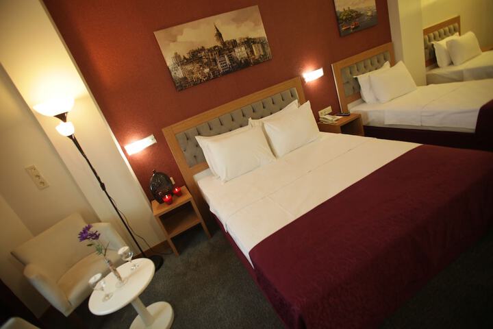 Room 15 of 47