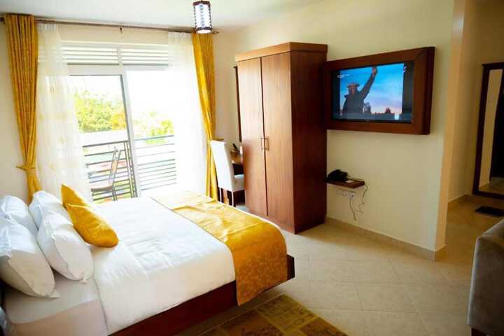 Room 6 of 37