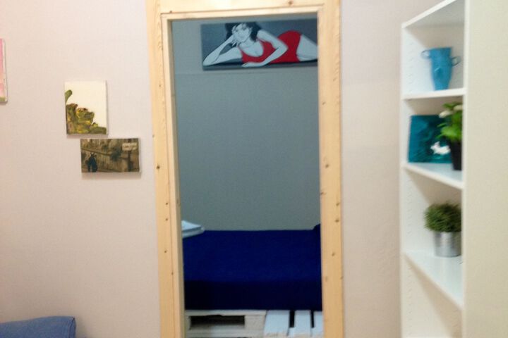 Room 2 of 4
