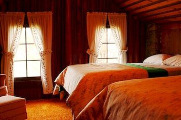 Room 15 of 53