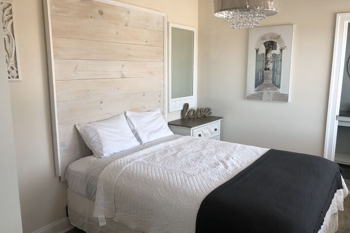 Room 12 of 74