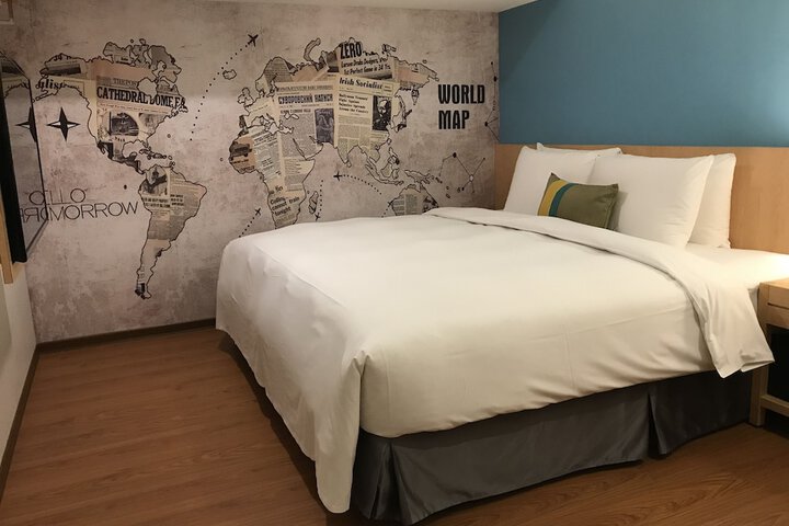 Room 64 of 89
