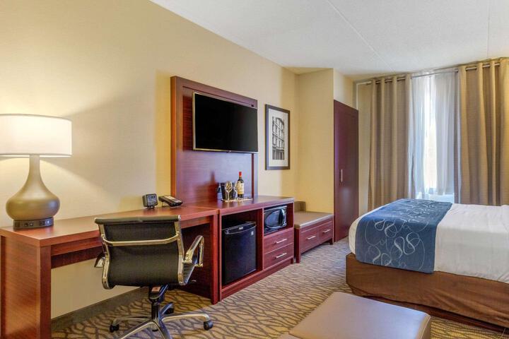 Room 43 of 67