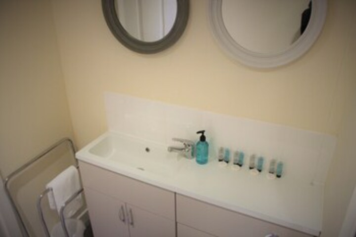 Room 12 of 36
