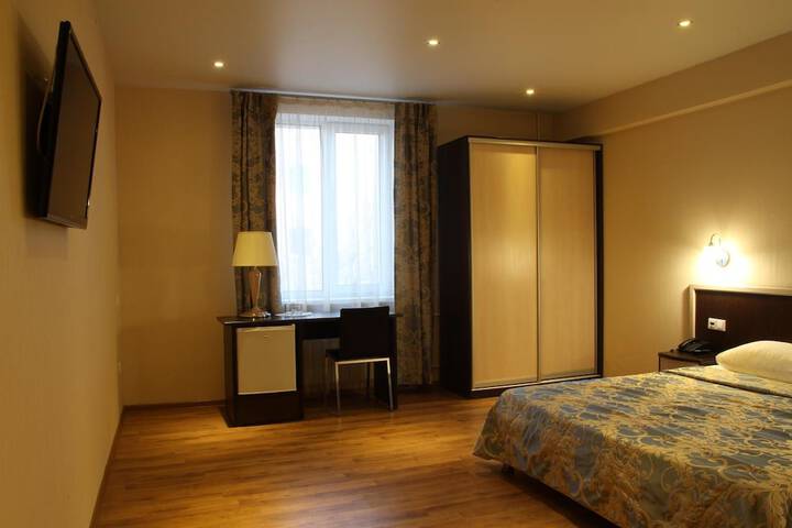 Room 20 of 48