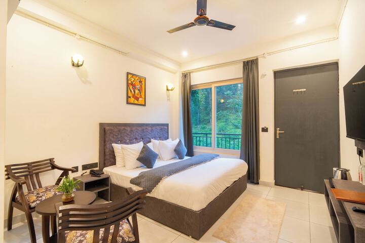 Room 5 of 29