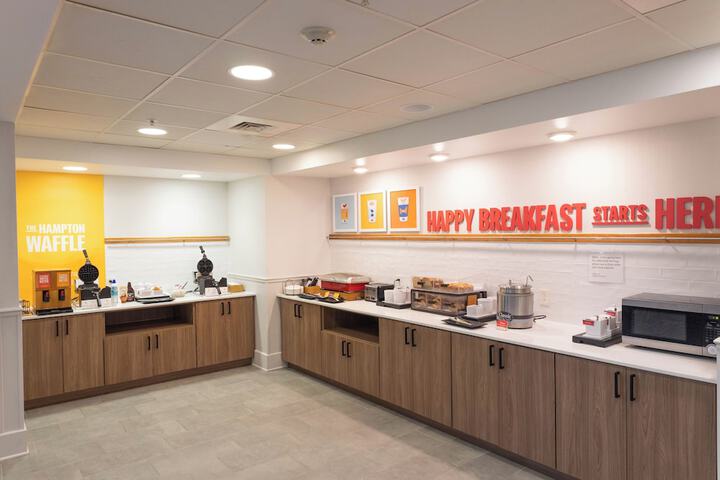 Breakfast area