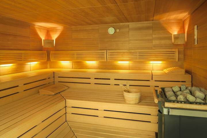 Spa 18 of 25