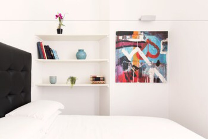Room 15 of 31