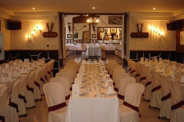 Banquet hall