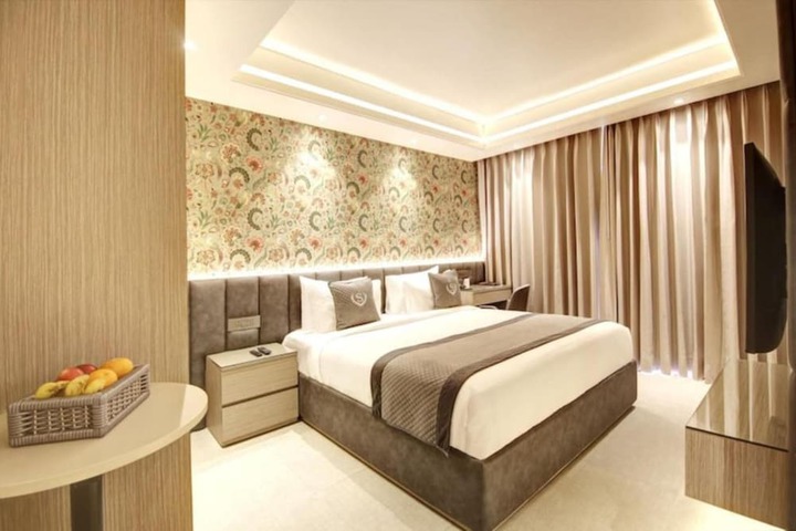Room 13 of 47