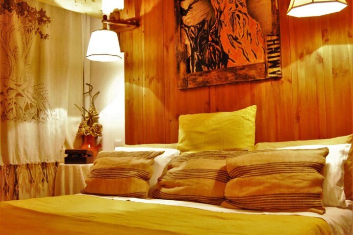 Room 25 of 122