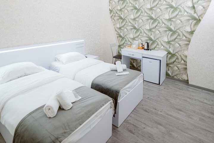 Room 49 of 77