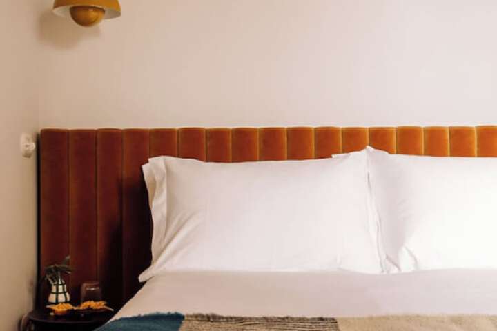 Room 3 of 82
