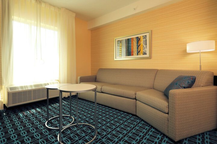 Room 10 of 21