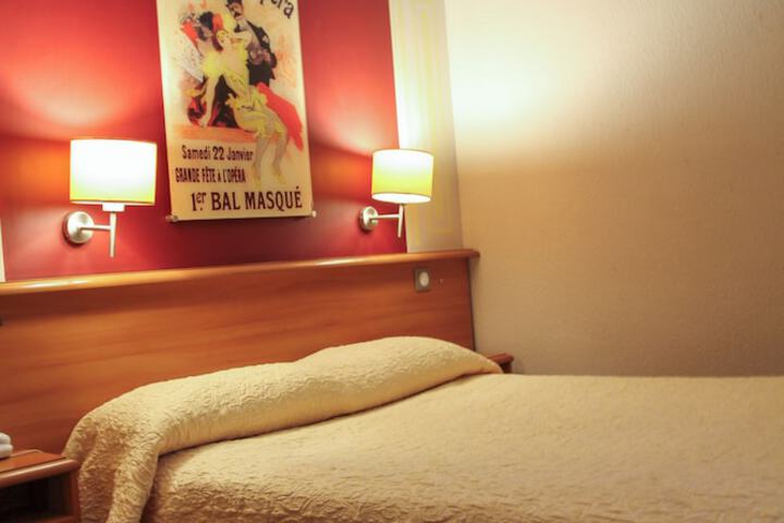 Room 15 of 29