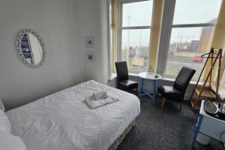 Room 48 of 51