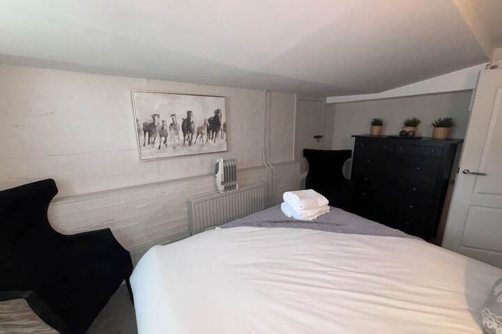 Room 58 of 106