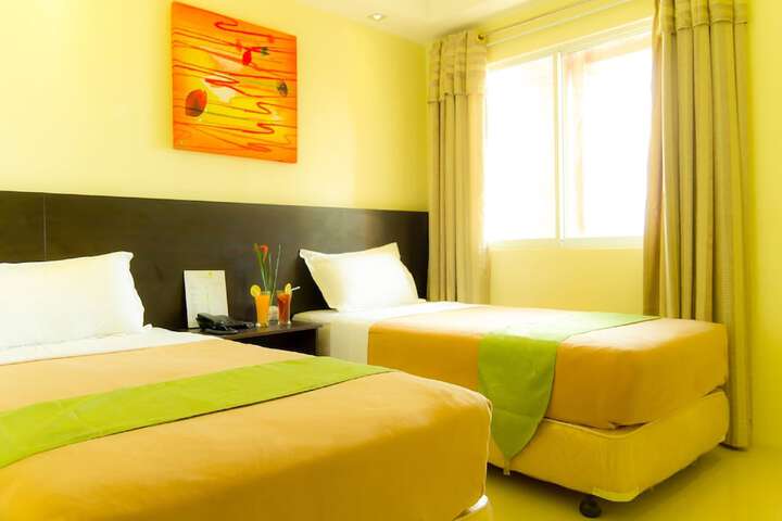 Room 5 of 40