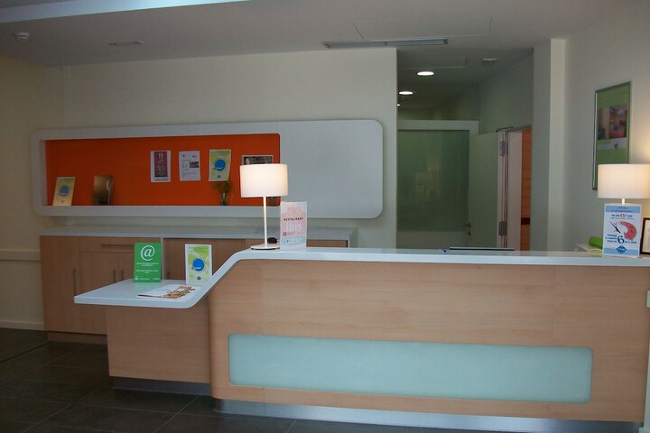 Concierge desk