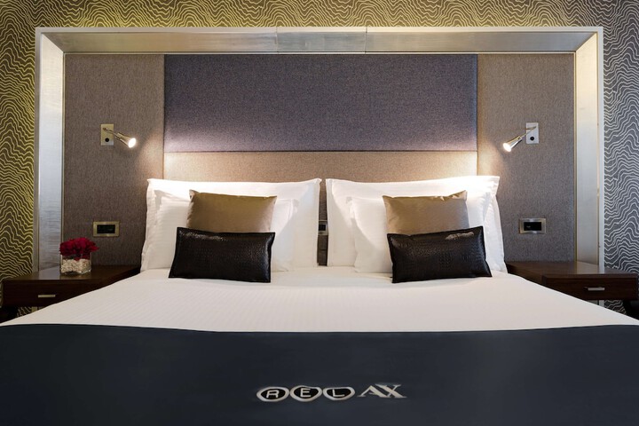 Room 20 of 144