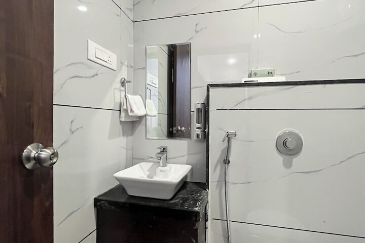 Room 35 of 52