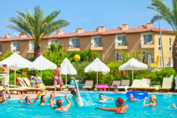 Pool Hotel