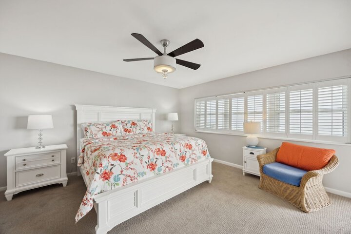 Room 3 of 45