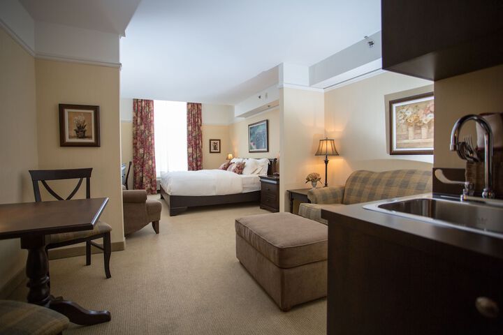 1 King Bed (7 of 27)