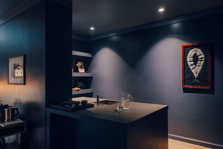 Room 53 of 120