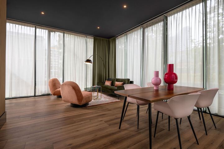 Room 29 of 52