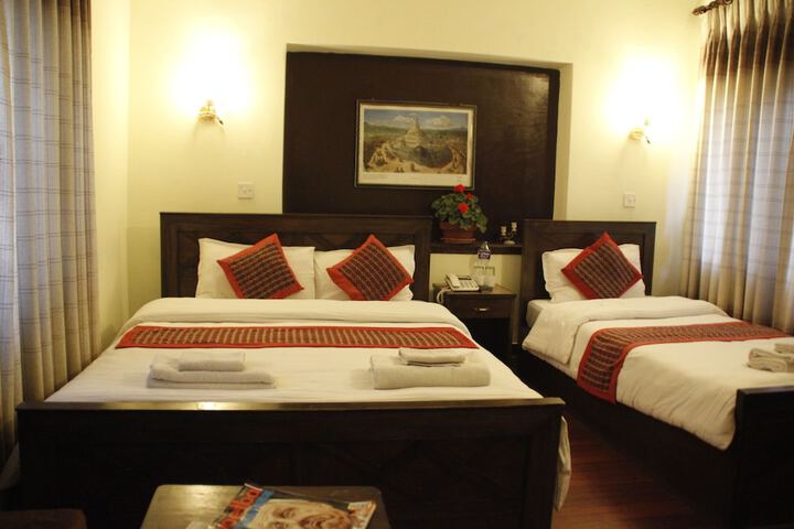 Room 2 of 4