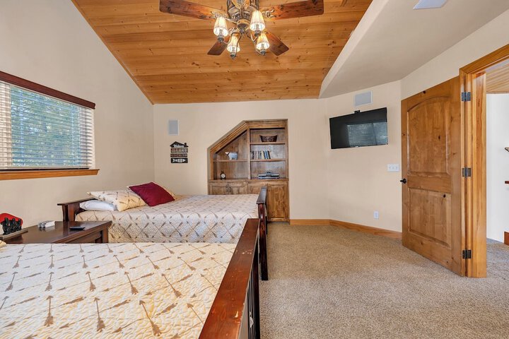 Room 7 of 48