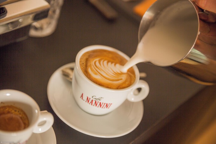 Breakfast/Coffee Service 108 of 122