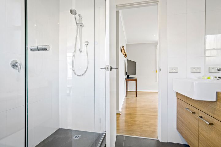 Room 3 of 12