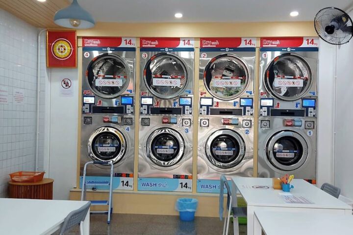Laundry 40 of 51